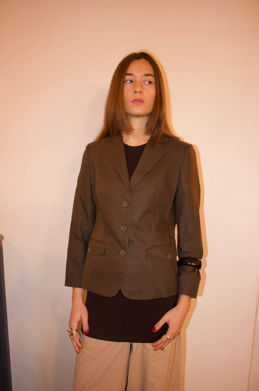 Figursyet blazer i brun