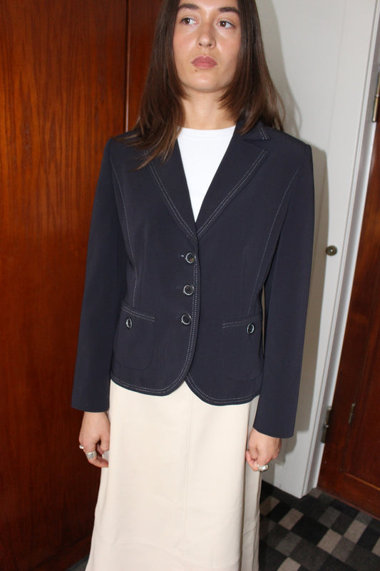 Figursyet blazer m. kontrastsyning