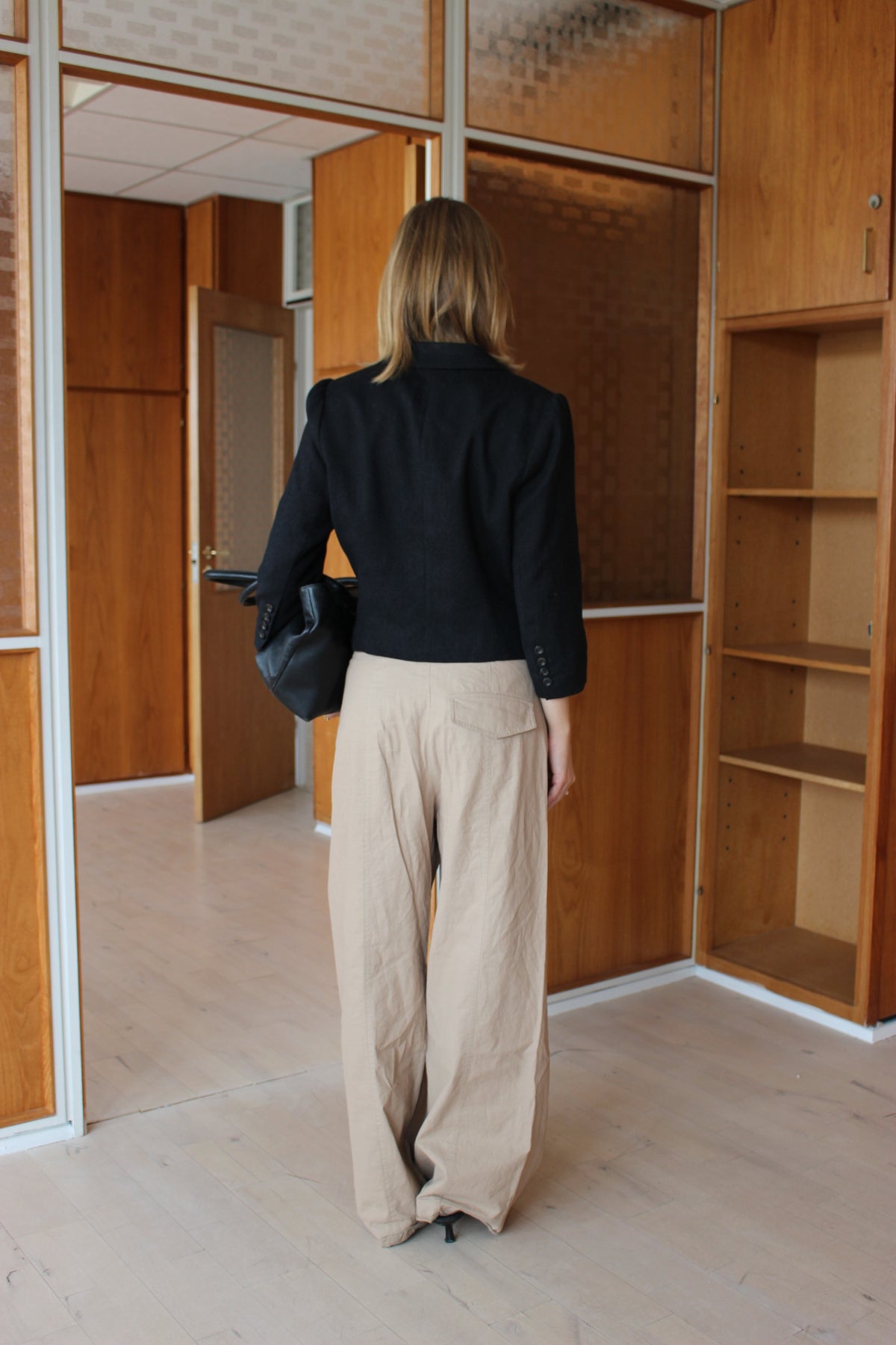Cropped blazer