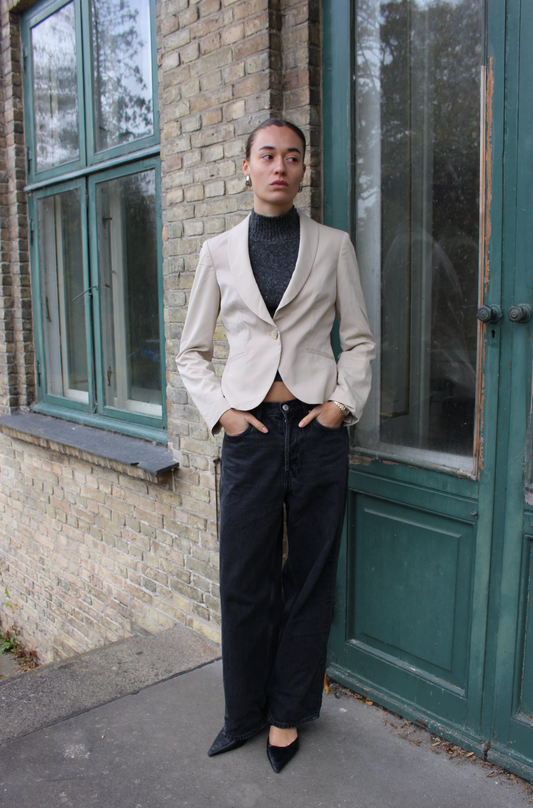 Figursyet blazer i beige