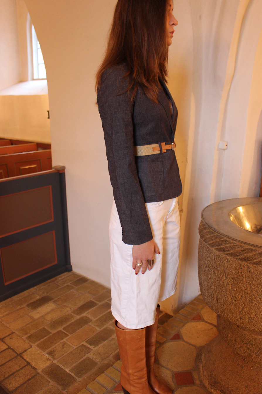 Figursyet blazer m. talje bælte