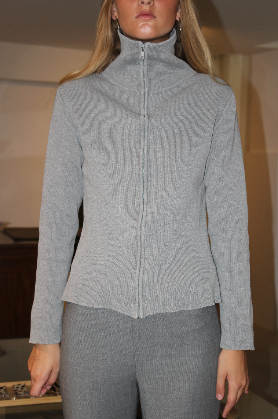 Cardigan m. lynlås