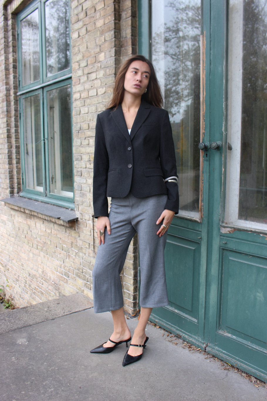 Klassisk blazer i mørkegrå