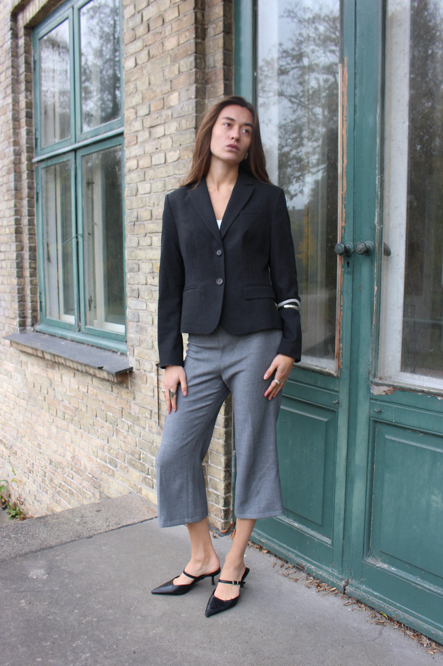 Klassisk blazer i mørkegrå