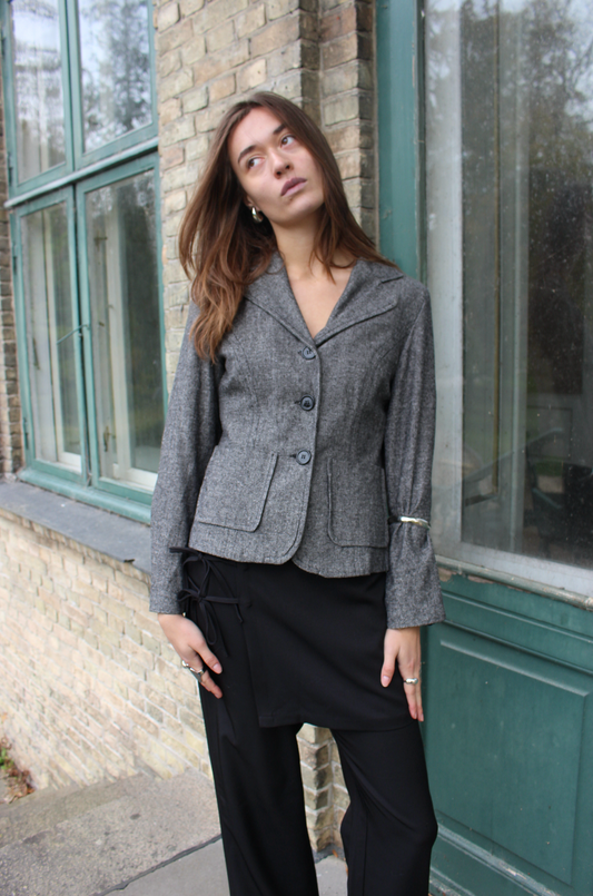 Figursyet blazer i uld