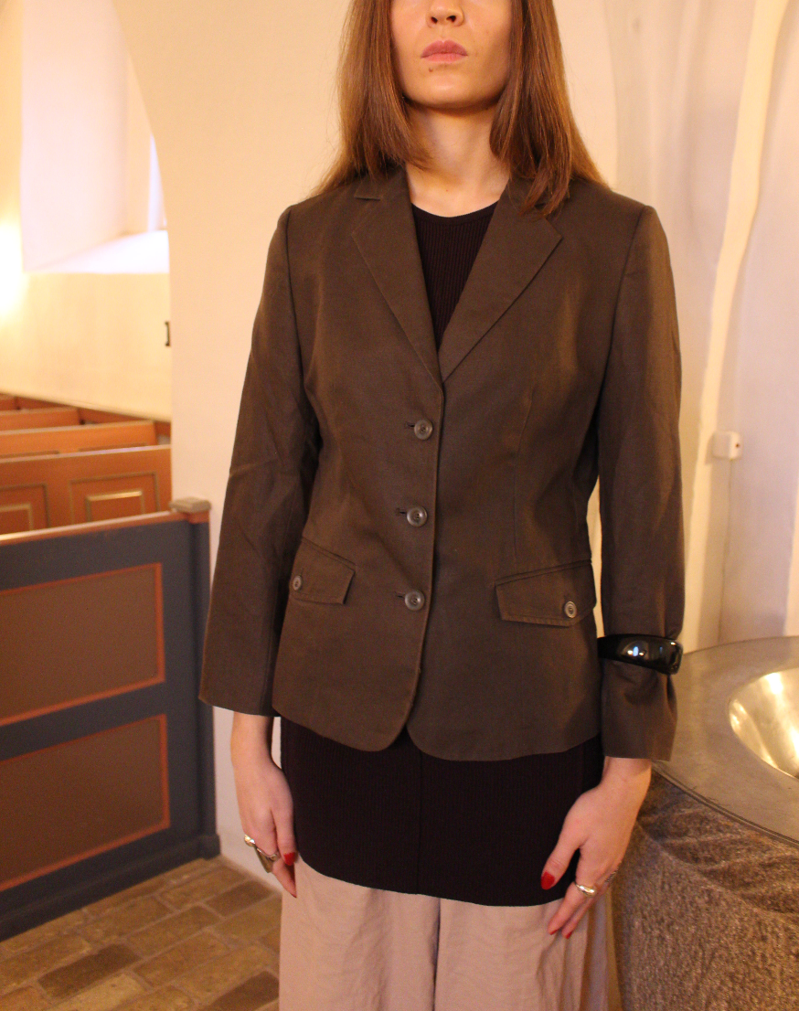 Figursyet blazer i brun