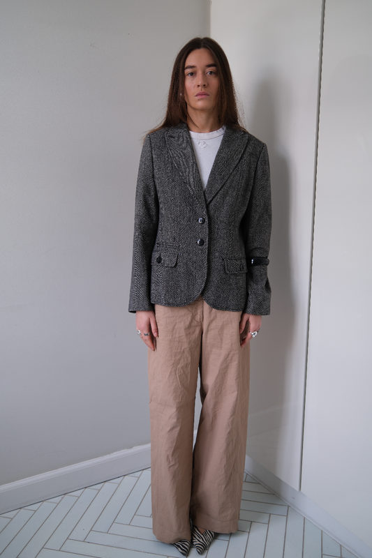 Figursyet blazer i uld