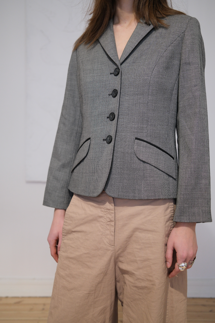 Figursyet blazer i uld